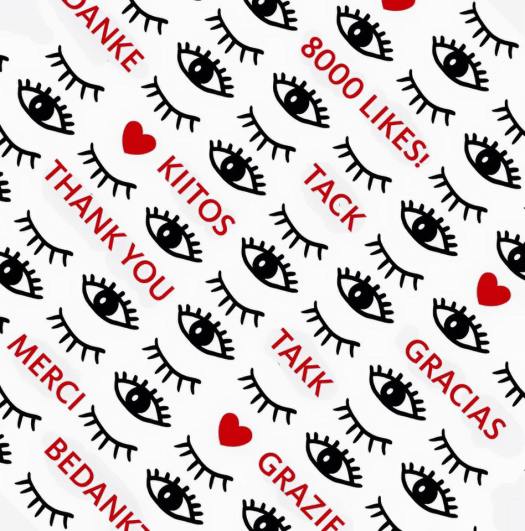 This is a print downloaded from Lovaloom's Fb page where I've first noticed this cartoonish eye design. 