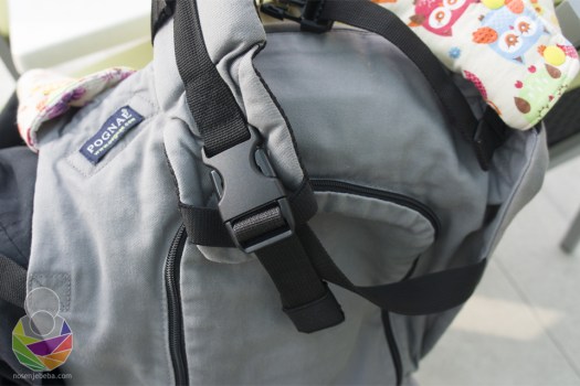 Duraflex kopča na naramenici. 