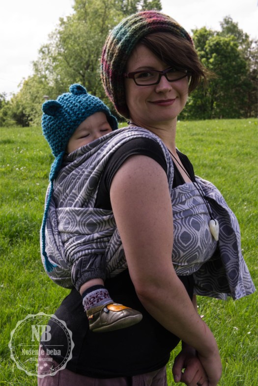 Jedna od najdražih fotografija nošenja mog sina upravo je u ovoj marami.